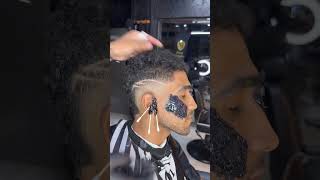 ملكيش ودانه من ساعه متولد😂😂✂️💈 funny fun barber explore shorts shortvideo fyp viral [upl. by Obara992]