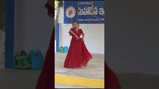 avuraammakuchella song Dance 👍👌👌👌👌👌❤️❤️❤️🌹😍🥰🥰😍 [upl. by Bollay411]