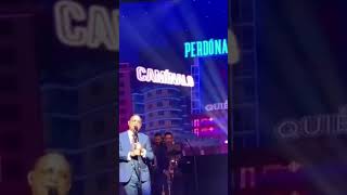 Perdoname  Gilberto Santa Rosa  Live [upl. by Talie]