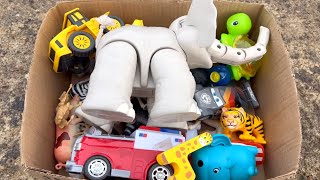 Zoo Farm Animal Toys and Vehicle Fun Facts [upl. by Perni]