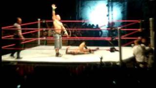 Video WWE 24Sep2009 Guatemala [upl. by Freddi]