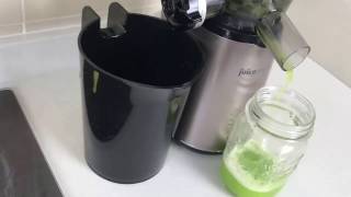 Succo Verde realizzato con lEstrattore di Succo Juicepresso [upl. by Helen]