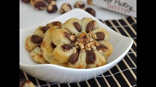 How to make Puff Pastry and Chocolate Flowers by Cooking with Manuela [upl. by Ihsir901]