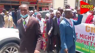 WATCH HOW PROPHET DR OWUOR FOLLOWERS BRINGS NAKURU CITY TO A STANDSTILL [upl. by Nicolis]