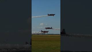 Grupa akrobacyjna Żelazny🇵🇱 spektakularny start aeroshow aviation pilot aerobaticpilot airshow [upl. by Chara988]