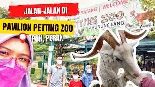 Pavilion Petting Zoo Gunung Lang Ipoh Perak Jalanjalan bagi haiwan makan [upl. by Aisat]