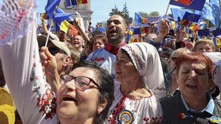 Tens of thousands rally in Moldova to demand EU membership [upl. by Aihsiek350]