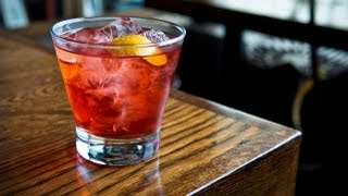 How to Make a Boulevardier Cocktail  Liquorcom [upl. by Frodine]