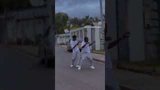 Yannick dafresh et petit ordinateur danse bolo gabon dancer [upl. by Naga]