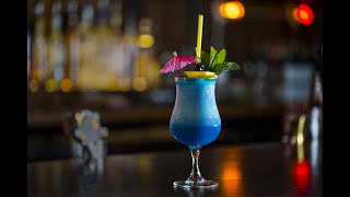 BLUE HAWAİİ KOKTEYL TARİFİ NASIL YAPILIR  KLASİK KOKTEYLBLUE HAWAII COCKTAIL RECIPE 蓝色夏威夷鸡尾酒配方 [upl. by Keary]