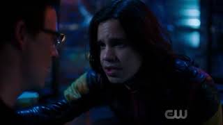 The Flash 4x23Cisco talks to HarrisonBarry finds out Ralph is alive in Devoes mind [upl. by Thynne]