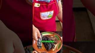 Delicioso Mole Poblano en una Pequeña Olla  Receta Fácil de Mole Poblano [upl. by Anirod]