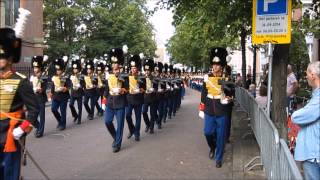 Prinsjesdag 2014  Kon Militaire Kapel JW Friso op weg naar paleis [upl. by Nannette]