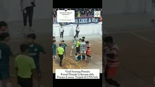 Kiper Futsal injak leher sampai dilarikan ke rumah sakit ytviral futsal ytshorts universitas yt [upl. by Theda]