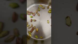 Pistazien Creme selbstgemacht pistazien shortsfeed viralvideo pistachio Creme cooking cool [upl. by Doralin]