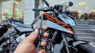 2025 KTM DUKE 250 Black Detailed Review  On Road Price amp All Colors  TFT Display [upl. by Nivled]