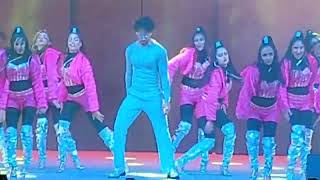 Tiger Shroff dance performance in Qatar tigershroffentertainmentno1 Doha showqatarTigerShroff [upl. by Yseulte]