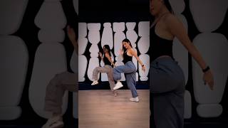 AsalameEIshqum  Dance trending  Sonali Bhadauria  shortsdance [upl. by Kirred]