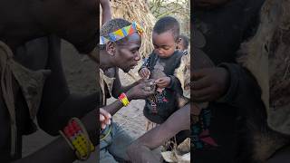 Hadzabe Old man feeding his grandchildren a soup 🍲😋‼️hadzabetribe villagelife food [upl. by Publias]