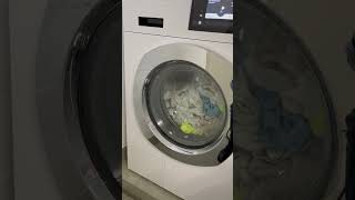 Schulthess Spirit 521 washing machine main wash 70 [upl. by Arthur]