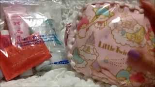 Whats in my Makeup Bag for International Flight海外旅行用ポーチの中身紹介♡ [upl. by Nevek350]