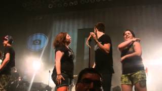 Paramore quotAnklebitersquot live  Fans sing in Houston TX  Bayou Music Center [upl. by Cai]