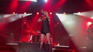 You Make Me Wanna Die  The Pretty Reckless live in Berlin Taylor Momsen 2022 [upl. by Inafit]