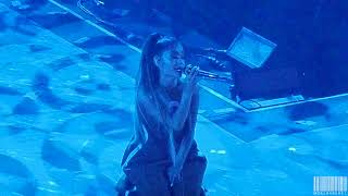 Moonlight  Ariana Grande Live in Manila 2017 [upl. by Kablesh]