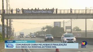 Protesto na Antônio Heil comunidade exige melhorias na rodovia [upl. by Milissent150]