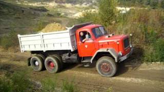 Magirus Deutz kämpft sich den Berg hoch [upl. by O'Reilly]