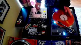 Scratching on a Vestax 05 Pro SL amp Reloop RP 8000 Straight [upl. by Kyriako]