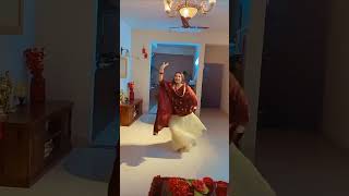 Himanshi Khurana Dancing on Palazzo 2 🔥🔥 punjabisong dancevideo ytshorts trending [upl. by Annawik]