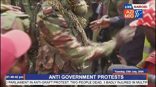 A black Range Rover seen handing out cash to progovernment bodaboda riders in Kenya [upl. by Ellenid]