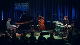 triosence – Seu Dito – Live at JazzSchmiede Düsseldorf [upl. by Adlen166]