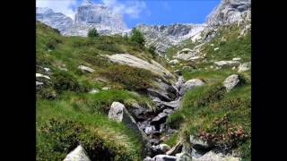 Il rifugio Omio la Valle dellOro e i suoi passi Val Masino SO [upl. by Hamner]