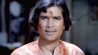 Rajesh Khanna amp Rekha celebrate holi  Namak Haraam  Bollywood Scene [upl. by Hanschen]