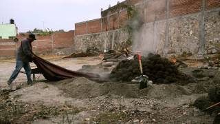 Proceso de elaboración del Mezcal Mezcal Valle Oaxaca [upl. by Siloam124]