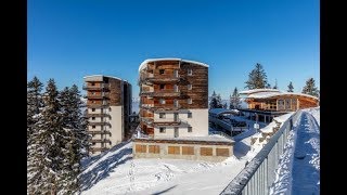 Résidence LEcrin des Neiges 3 Chamrousse I Travelski [upl. by Nnayhs]