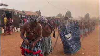 Danse traditionnelle bamileke [upl. by Aytak]