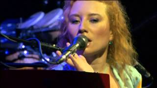 Tori Amos  Crucify WTSF 2003 [upl. by Magnusson]