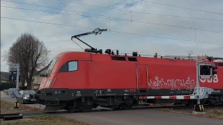 Železniční přejezd Šatov 1 AŽD 97  1412024  Czech railroad crossing [upl. by Ahders]