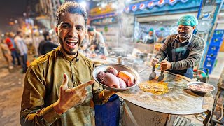 Probando COMIDA CALLEJERA en PAKISTÁN 🇵🇰 [upl. by Orton]