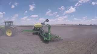 John Deere ExactEmerge™ planting Twin Rows [upl. by Artenra]