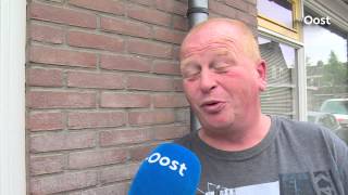 Wijk in Deventer breit sjaal van drie kilometer voor Go Ahead Eagles [upl. by Larochelle]