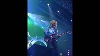 Tommy Shaw tearing it up on quotBlue Collar Manquot shorts [upl. by Hoeve]