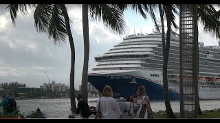 Carnival Horizon sail away with horn blasting [upl. by Rodney518]