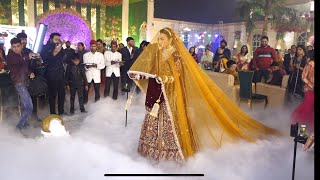 Bride entry dance😍 Indian wedding 2023 Mansi Yadav Bridal entry  ShivkiMansi [upl. by Arbua220]