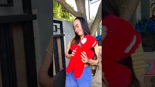 ini boneka labubu atau berwang guys viral shots [upl. by Alrick262]