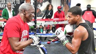 Devin Haney puts on a show at media day workout wFloyd Mayweather Sr amp Rodney Crisler [upl. by Yebot140]