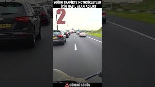 2 Yoğun Trafikte Motosikletler İçin Nasıl Alan Açılır motosiklet [upl. by Aerdnaek812]